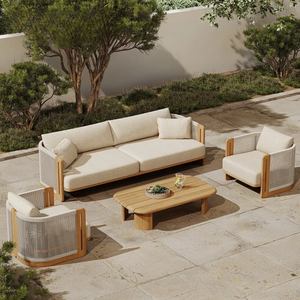 Juego de Sofás de Madera de Teca Premium para Exteriores con Cojines Color Crema, Sillones con Detalles de Cuerda y Mesa de Centro para Proyectos de Hoteles, Resorts y Villas - Product Image 1