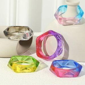 Anillo de Resina Hecho a Mano con Diseño Artístico Único, Accesorio de Joyería de Moda Colorido para Mujeres y Niñas - Product Image 6