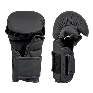 Gants de MMA personnalisés de haute qualité avec logo, en cuir imperméable, fermeture auto-agrippante, unisexes, confortables pour l'entraînement en salle de sport - Product Image 3