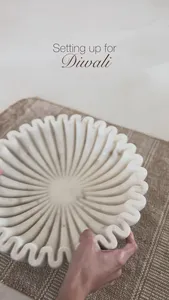 Cuenco de Mármol Tallado Artesanal, Decoración de Lujo para Comedor, Hecho a Mano, Forma de Flor Contemporánea, Decoración para el Hogar, Uttar Pradesh, para Mesa - Product Image 2