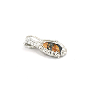 Pendentif en pierre naturelle enveloppé de fil plaqué argent, style bohème, bijoux unisexes, à porter tous les jours, forme ovale, collier fait à la main - Product Image 1