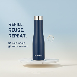 Bouteille isotherme moderne en acier inoxydable, durable et réutilisable, compagnon d'hydratation avec sangle de transport pratique pour un usage quotidien. - Product Image 1