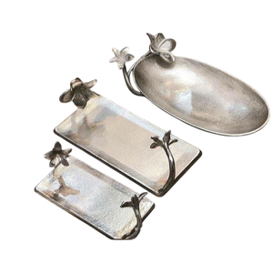 Fancy Leaf Design Metal Dish With Bird Accent <b>High</b> Quality Metal Tray For <b>Kitchen</b> <b>Table</b> Sweets Snacks Serving Tray And Platters - Product Image 5