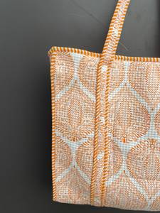 Quilted Cotton <b>Tote</b> <b>Bags</b> Orange <b>White</b> Floral Pattern Bohemian Style Zipper Closure Two Handles All Seasons Beach Shopping <b>Bag</b> - Product Image 4