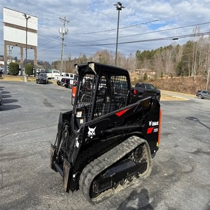 Chargeuse compacte sur chenilles Bobcat T550 de haute qualité, livraison rapide, moteur, roulement, pompe et boîte de vitesses d'origine - Product Image 2