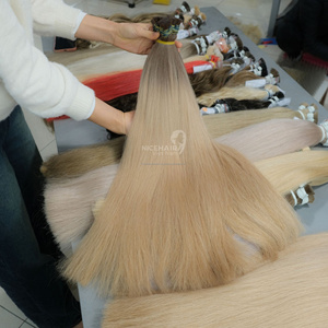 100% capelli umani vietnamiti No sintetici senza groviglio estensioni dei capelli Remy Super doppio disegnato alla rinfusa