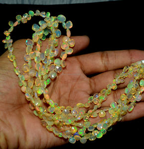 Opale éthiopienne à facettes multicolores haute qualité 16 pouces 4x4 à 10x9mm perles hydratées en forme de cœur pierres précieuses pour la fabrication de bijoux - Product Image 4