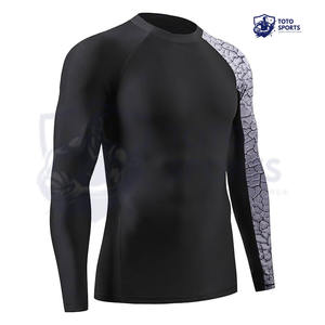 เสื้อแรชการ์ดผู้ชายสำหรับออกกำลังกาย ระบายอากาศได้ดี น้ำหนักเบา คุณภาพเยี่ยมจากผู้ผลิตชั้นนำ ขายดีที่สุด ทรงเข้ารูป สวมใส่สบาย เหมาะสำหรับการเล่นกีฬาในยิม - Product Image 3