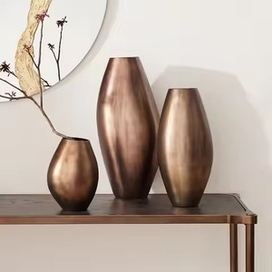 Florero de metal vintage para mesa de consola, soporte para arreglos florales para sala de estar, decoración interior del hogar - Product Image 1