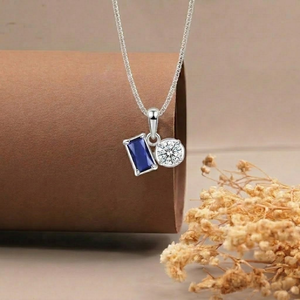 Collier Pendentif en Argent 925 avec Moissanite Taille Émeraude, Sertissage en Chaîne, Chaîne Maille Forçat, Classique, Unisexe, pour Mariage et Usage Quotidien - Product Image 2