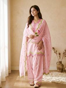 Women's Pink Heart Print Traditional Indian Pakistani <b>Dress</b> Set Loose Fit Casual Wear Cotton Material Spring Style - Product Image 1