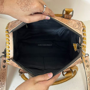 Unisex Luxury Custom Hand <b>Tooled</b> <b>Leather</b> Speedy Bag Weekender Overnight Luggage Hot Selling Genuine Cow <b>Leather</b> Crossbody Duffle - Product Image 6