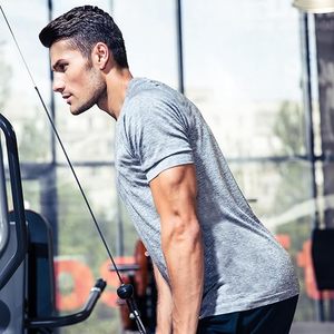 T-shirt décontracté pour homme à col rond en coton biologique 100% tricoté, personnalisable avec logo, respirant, manches courtes, qualité OEM/ODM - Product Image 3