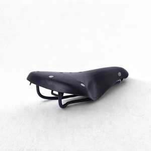 Sillín de Cuero Vintage M.A Leathers B17 con Remaches Negros, Rieles Dobles de Acero, Cojín Confortable y Ligero para Ciclismo de Carretera/MTB - Product Image 2