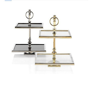 Support à gâteau rond de luxe avec finition plaquée or pour la décoration de mariage - Product Image 3
