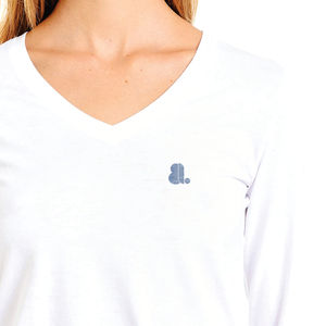 T-shirt blanc pour femme en coton biologique à col en V avec logo bleu, décontracté, printemps-été, respirant, écologique, manches longues, coupe classique - Product Image 2