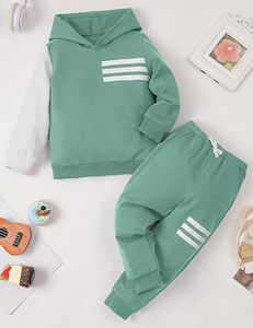 Ensemble de survêtements pour enfants en gros, collection printemps |   Sweat-shirt et pantalon à col rond pour enfants, ensemble de survêtement en coton pour le printemps |   Sweat-shirt décontracté - Product Image 2