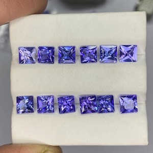 Tanzanita Natural Tratada con Calor, Corte Princesa de 4mm, Facetada, Azul Violeta, Gema Suelta para Colgantes, Suministro al por Mayor, Hasnain Gems - Product Image 3
