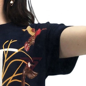เสื้อยืดพิมพ์ลายการ์ตูนสำหรับผู้หญิงเสื้อยืดพิมพ์ลายกราฟฟิกออกแบบได้ตามที่ต้องการ - Product Image 3
