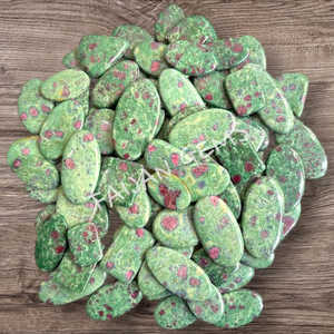 พลอยทับทิมจากธรรมชาติคุณภาพสูงอัญมณีทรงหลังเบี้ย1ชิ้นได้รับการปรับแต่งขนาดได้ราคาขายส่ง - Product Image 1