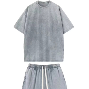 Ensemble décontracté homme été : T-shirt à manches courtes et short, couleur unie, col rond, tricoté 100% coton respirant, gris - Product Image 1