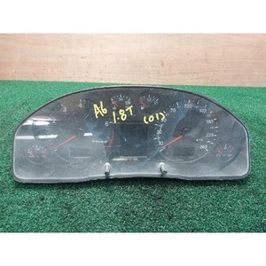 Tableaux de bord d'occasion A6 4B0920932R - Product Image 1