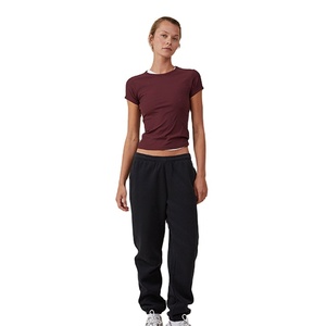 กางเกงวอร์มขายส่งคุณภาพสูงสั่งทำได้ ผ้าหนานุ่มใส่สบายสไตล์สตรีทแวร์ลำลองสำหรับฤดูหนาว เป็นมิตรกับสิ่งแวดล้อม แห้งเร็ว - Product Image 2