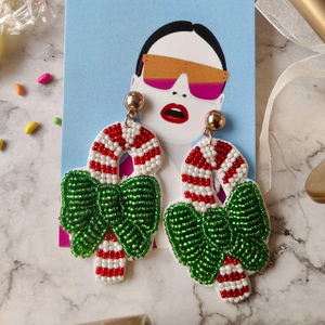 Pendientes de Mariposa Hechos a Mano con Cuentas de Semillas Estilo Boho Clásico 158, Joyería Artesanal en Algodón Ligero - Product Image 2