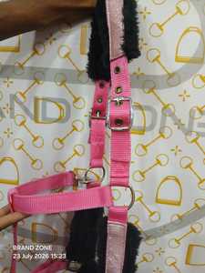 BRAND ZONE Cabestro Ajustable para Caballo, Tamaño Personalizado, Cómodo y Duradero, Collar de Nylon con Cuerda de Amarre, Equipo Ecuestre - Product Image 3