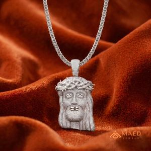 Collar Hip Hop con Colgante de Cabeza de Jesús con Incrustaciones de Moissanita, Plata 925, Joyería Religiosa para Hombres y Mujeres - Product Image 2