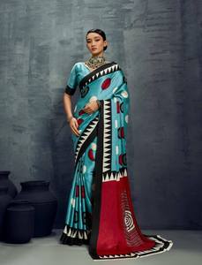 Sari de Rayón con Estampado Ajrakh para Mujer |   Étnico Tradicional Indio |   Ropa para festivales, bodas y Diwali, sin arrugas, que absorbe la humedad, holgada - Product Image 4