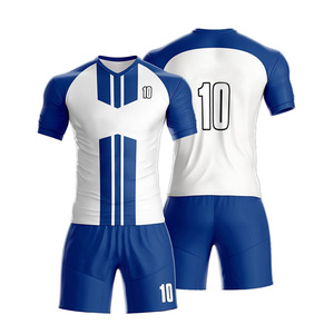 Maillot de football pour hommes Rohzen Sports ODM OEM personnalisé de haute qualité, manches courtes, col en V, 360g, 100% polyester, séchage rapide - Product Image 1