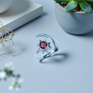 แหวนเงินแท้ 925 ประดับพลอยโกเมนทรงเหลี่ยม น้ำหนักเบา งานแฮนด์เมด ราคาขายส่ง - Product Image 2