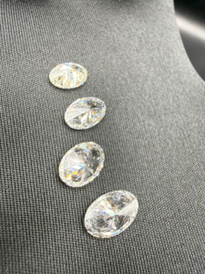 Diamant ovale brillant de haute qualité créé en laboratoire, EF VVS2, pierre lâche certifiée IGI pour la fabrication de bijoux fins et de bagues - Product Image 6