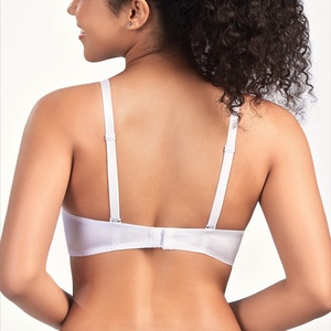 <span class=keywords><strong>Reggiseno</strong></span> T-Shirt da Donna ODM Liscio Modellato <span class=keywords><strong>Senza</strong></span> Ferretto Push-Up Traspirante con Coppe Solide, Bordo in Pizzo <span class=keywords><strong>e</strong></span> Spalline Regolabili per Uso Quotidiano - Product Image 2