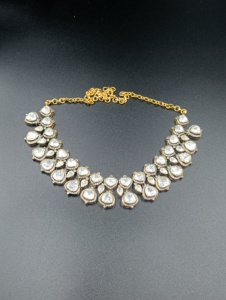 Juego de Collar y Aretes Amaira Jewels de Plata Chapada en Oro con Piedra Polki para Mujer, Joyería Clásica para Bodas - Product Image 5