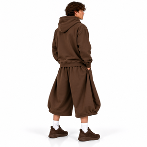 Conjunto de Invierno para Hombre de Alta Calidad, Sudadera con Cierre y Pantalones Cortos Anchos Estilo Bermuda, Conjunto Deportivo de Invierno Oversize en Color Sólido - Product Image 4