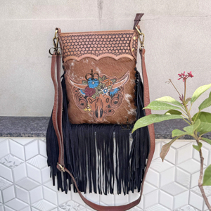 Bolso de Hombro de Cuero de Piel de Vaca con Flecos y Grabados a Mano, Estilo Bohemio Vintage, Diseño Exclusivo, Hecho a Mano, Elegante - Product Image 1
