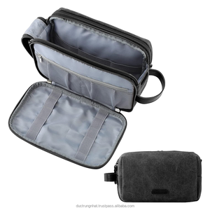 2024 Hot Selling Large Capacity Men's Travel Cosmetic Pouch <b>Bag</b> Custom Logo Leather Makeup <b>Bag</b> Skincare Storage Soft Case Hot - Product Image 5