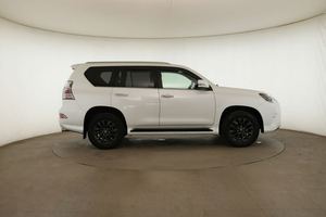รถยนต์มือสองปี 2020 Lx-us G-X 460 AWD สีขาว สภาพดี - Product Image 2