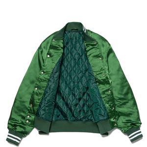 Chaquetas Varsity de Satén con Logotipo Personalizado, Chaquetas de Béisbol Universitarias Lisas de Satén con Botones y Forro Acolchado para Invierno, Tallas Grandes - Product Image 5