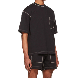 Conjunto de Camiseta Negra de Algodón para Hombre, Cuello Redondo, Color Sólido, Diseño con Bolsillo, Logotipo en Contraste en la Parte Delantera, Ropa Casual de Verano, Pantalones Cortos de Tela Tejida - Product Image 3