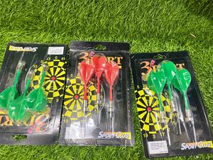 Jeu de fléchettes magnétiques professionnel en métal, cible de 12 pouces avec fléchettes volantes, accessoires de jeu pour entraînement et fêtes - Product Image 3