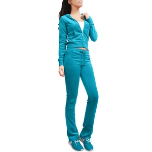 Personnalisé de haute qualité en velours Crop Tops Hoodies Sweat Suit Survêtement en velours Survêtements Velours Jogging Femmes - Product Image 1