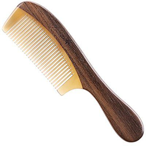 Peigne en corne de vache naturelle Blossom Craft India, meilleur style, écologique, poli, manche en bois, doux pour les cheveux bouclés, faible - Product Image 1