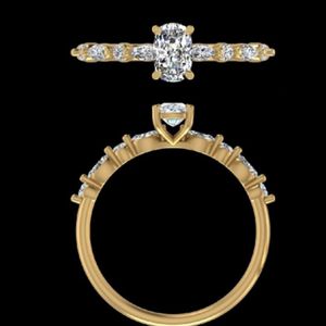 Bague de fiançailles en diamant ovale de 0,74 ct, or jaune 14k 18k, multi-pierres, pour mariage, anniversaire, bijoux fins sur mesure - Product Image 1