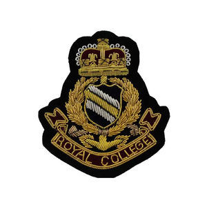 Envío Rápido de Fábrica, Insignia Bordada a Mano para Blazer, Insignias Personalizadas de Alta Calidad y Bajo Costo para Clubes y Uniformes con Diseño 3D y Pin de Seguridad - Product Image 3