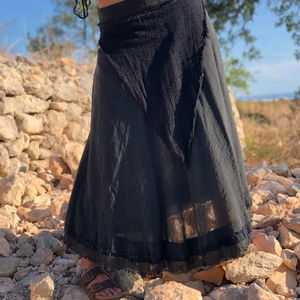 Falda Larga Maxi de Algodón Crudo Estilo Boho |   Falda de hada bruja con capas escalonadas |   Ropa para el Festival Gitano |   Falda cruzada estilo élfico para mujer - Product Image 1