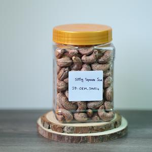 Noix de cajou grillées séchées de qualité supérieure du Vietnam en pot carré avec couvercle jaune 500g, saveur beurre salé, certifiées ISO - Product Image 1