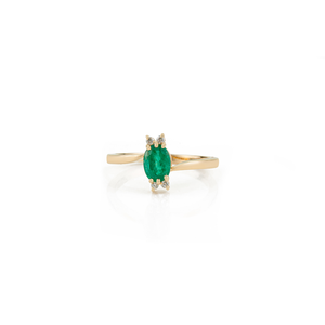 Productos Más Vendidos, Anillo Minimalista de Oro Amarillo Puro K14 con Esmeralda Zambiana y Diamantes Hechos a Mano, Joyería Unisex para Uso Diario - Product Image 1